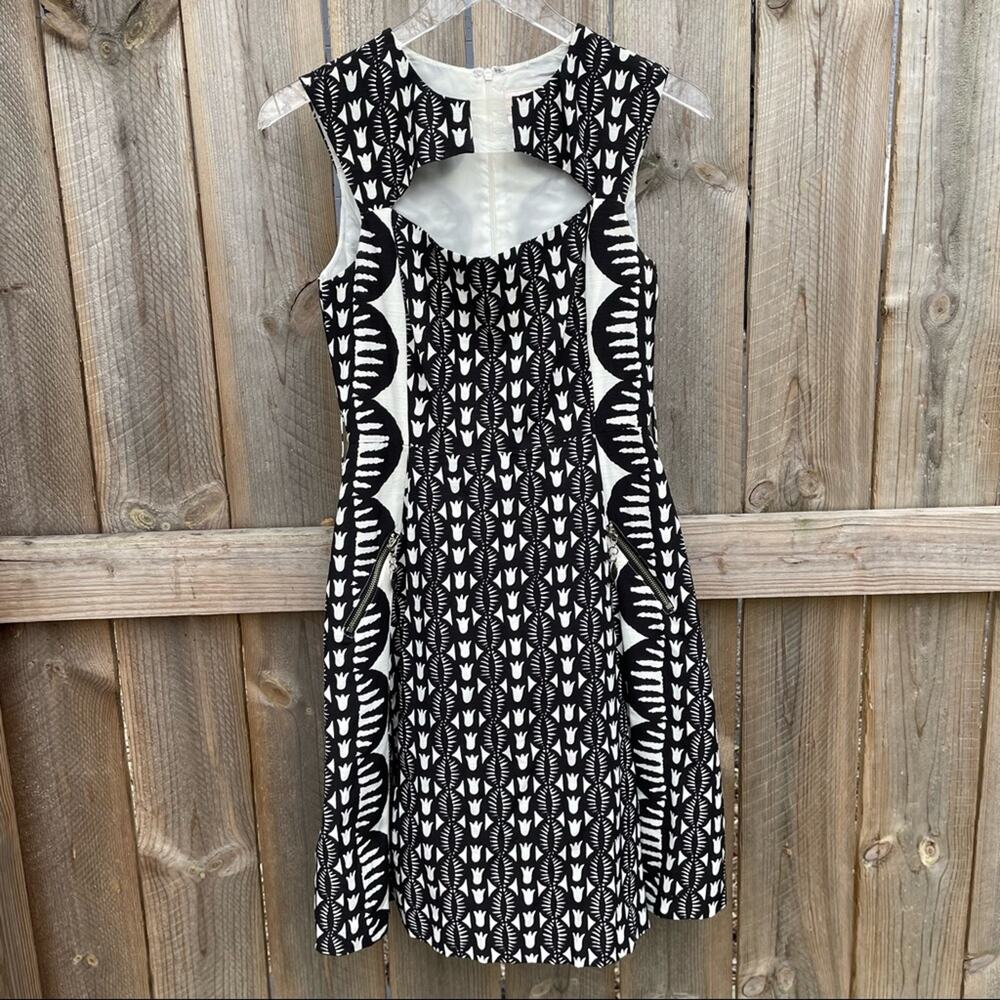 Tracy Reese Women Dress Silk Blend Tulips Pattern Black and Cream Size 2